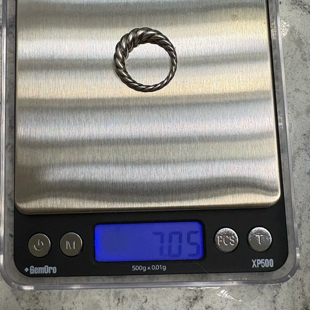 David Yurman Stackable Rings - 18k & 925 Pavé Square Ring and 925 Pure Form 925 - Picture 7 of 11